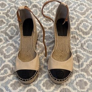 Tory Burch Beige and Black Espadrille Wedges 8.5 M sandals heels shoes